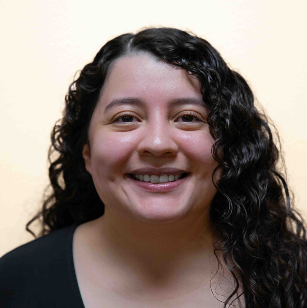 Joanna Robledo Customer Service