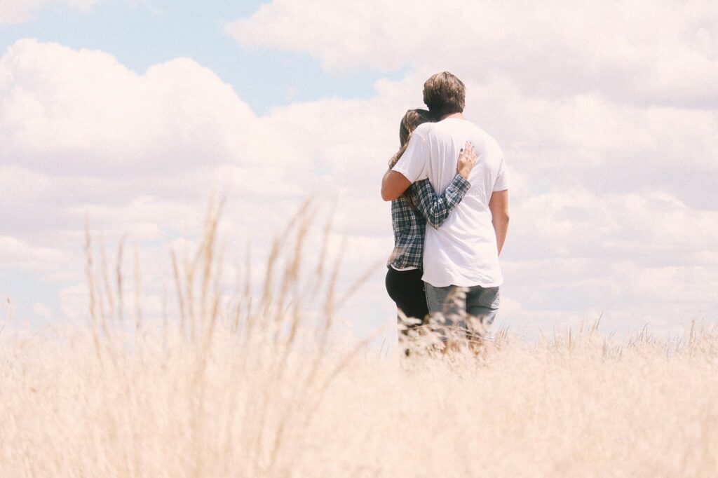 couple, hugging, outdoors