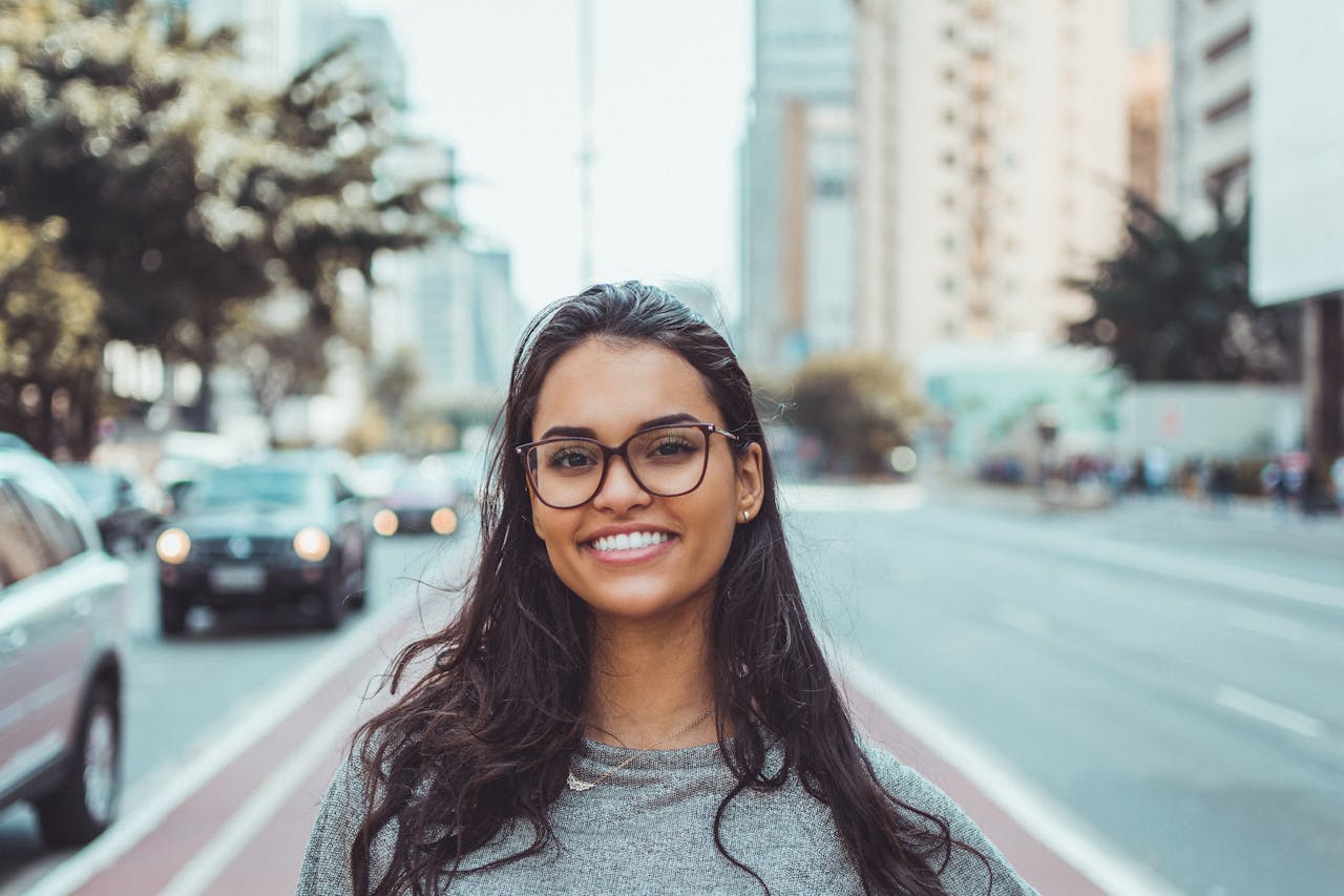 woman-wearing-black-eyeglasses