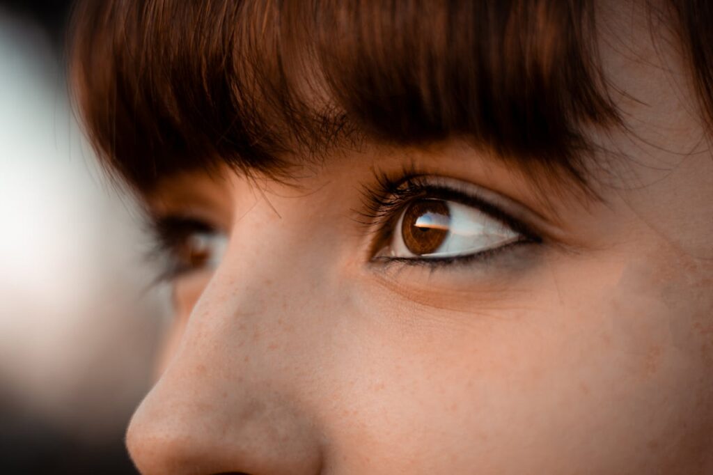 close-up-photo-of-woman-s-eye